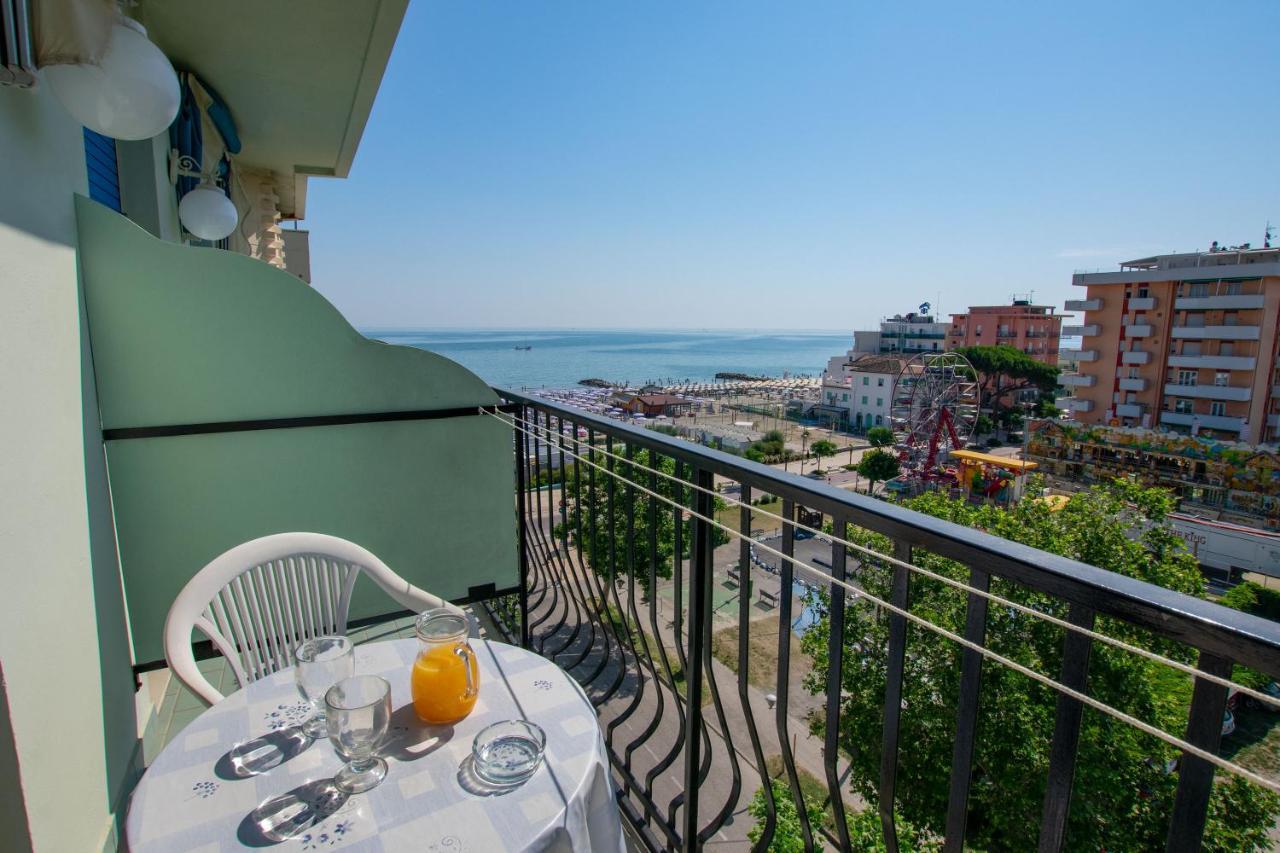 Hotel Bristol มิซาโน อาดรีอาติโก ภายนอก รูปภาพ