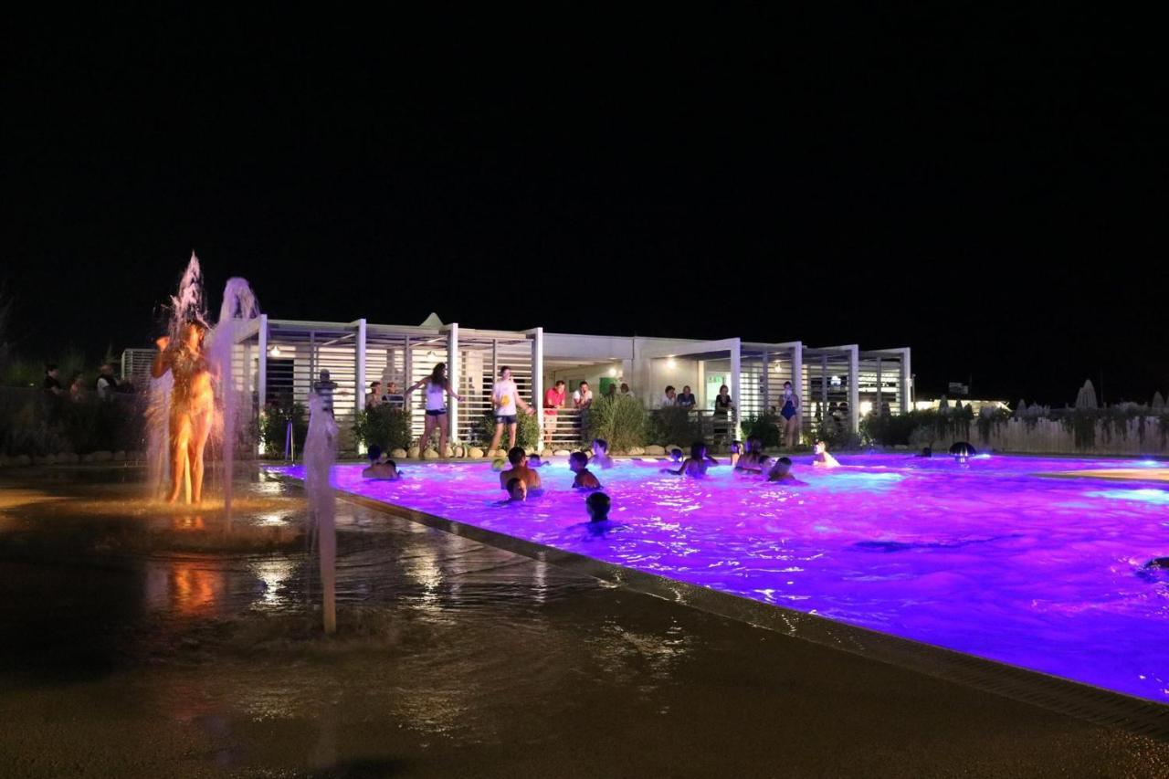 Hotel Bristol มิซาโน อาดรีอาติโก ภายนอก รูปภาพ
